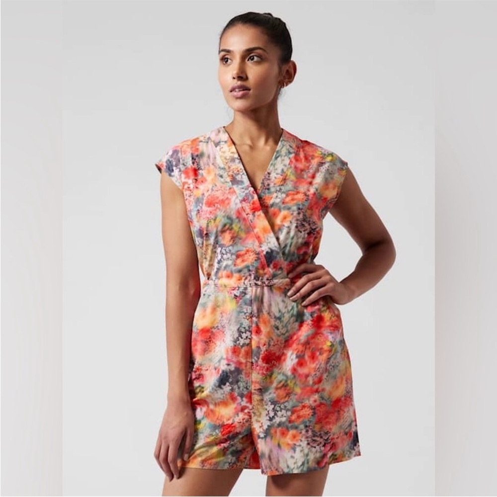 Athleta Marlow Romper in Renewed Bloom Pink Floral Print Size Medium